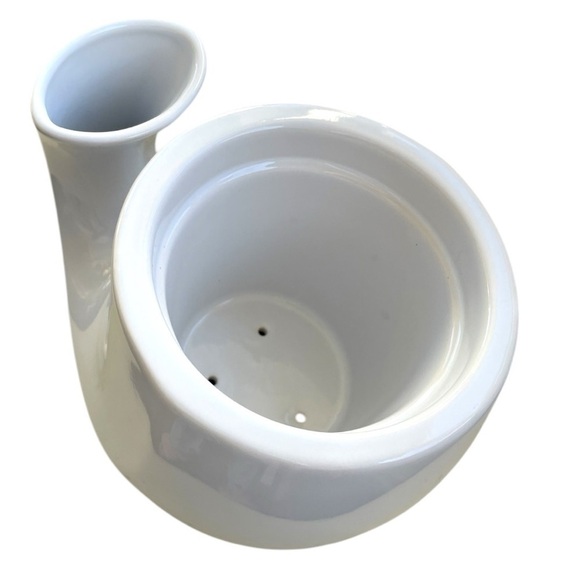 Scott Henderson Eleplanter self watering windowsill planter, ceramic, like new - Picture 2 of 6